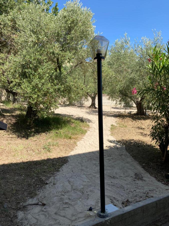 Mutignano La Foresteria- Azienda Agricola Garra المظهر الخارجي الصورة